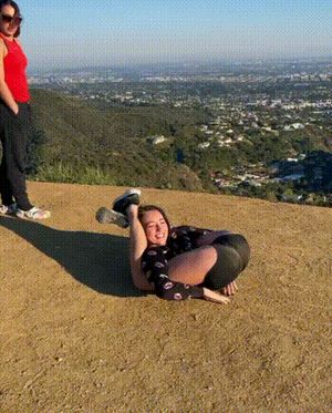 Daily Social Media Thots, GIF #166