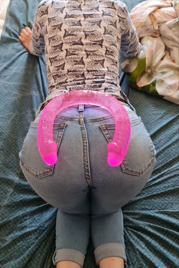 my real wife, I want teaching her mouse tale this toy!
