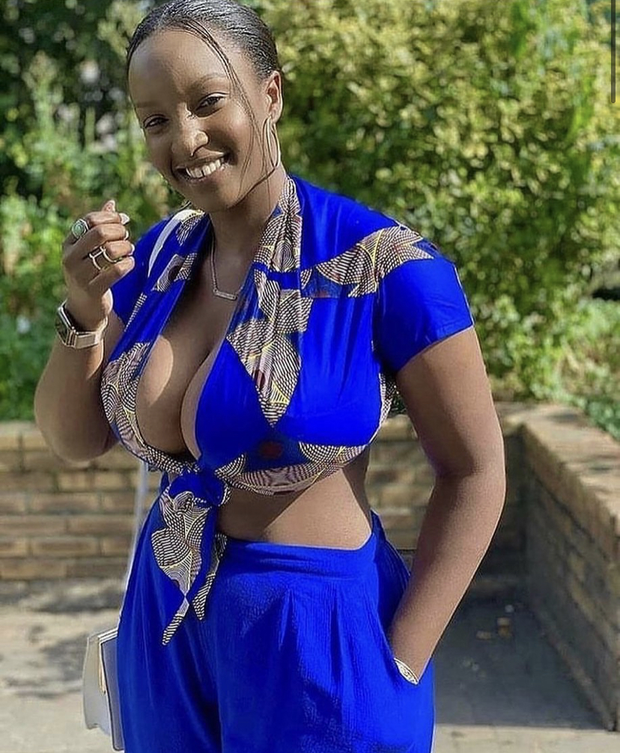 Sweet African beauty with big tits!