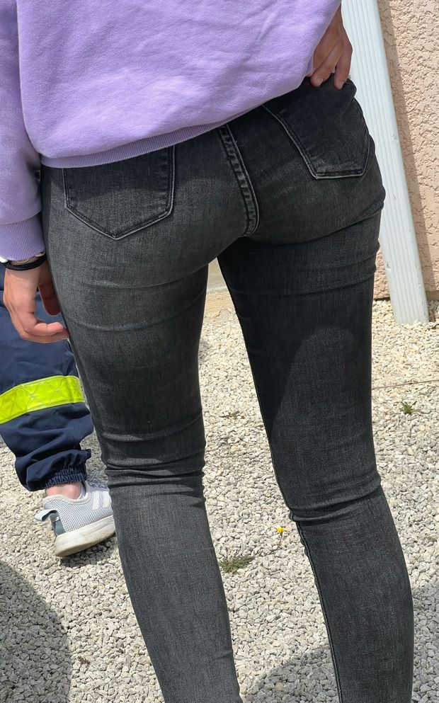 Painted on Jeans 2