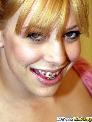 Dem Töchterchen hat mein Sperma wieder geschmeckt.