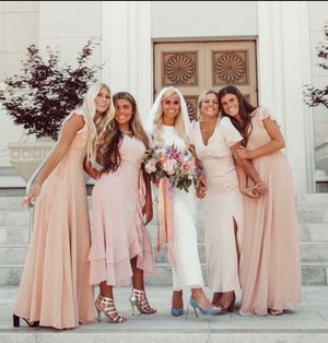 Comment your pick below! Pick one to hook up with at the wedding