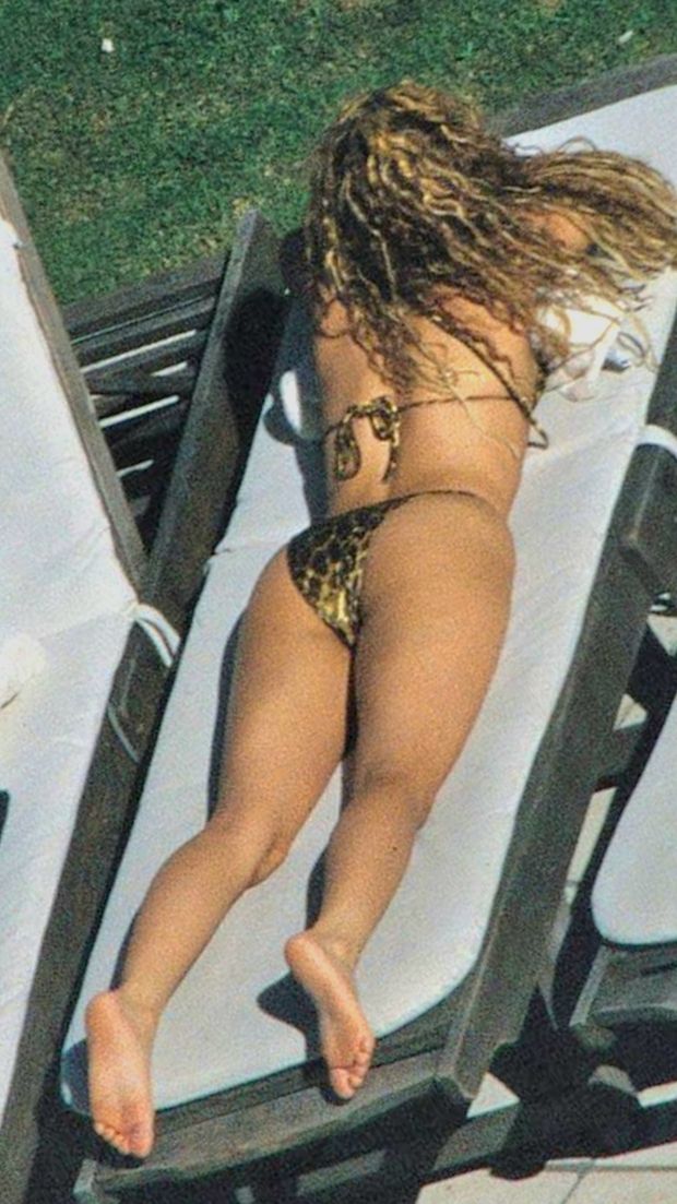 SHAKIRA