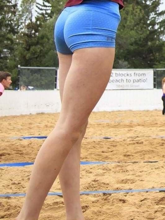 Sexy volleyball ass