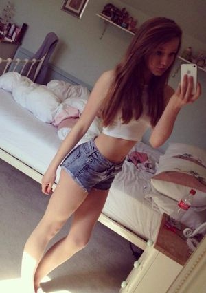 Amazing legs on brunette with short shorts