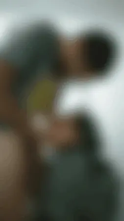Me cojo su boca bien rico