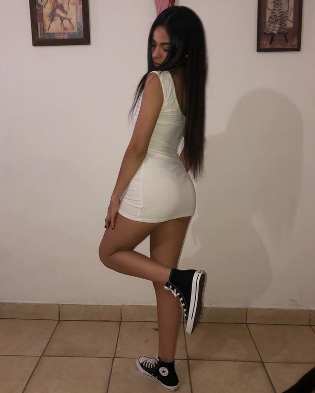 ass teen non nude