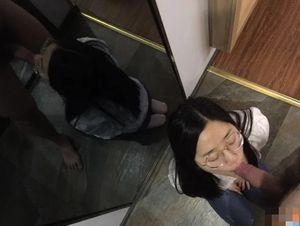 Mirror shot of an amateur Asian sucking some big Asian dick