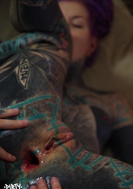 Inked tattoo extrem