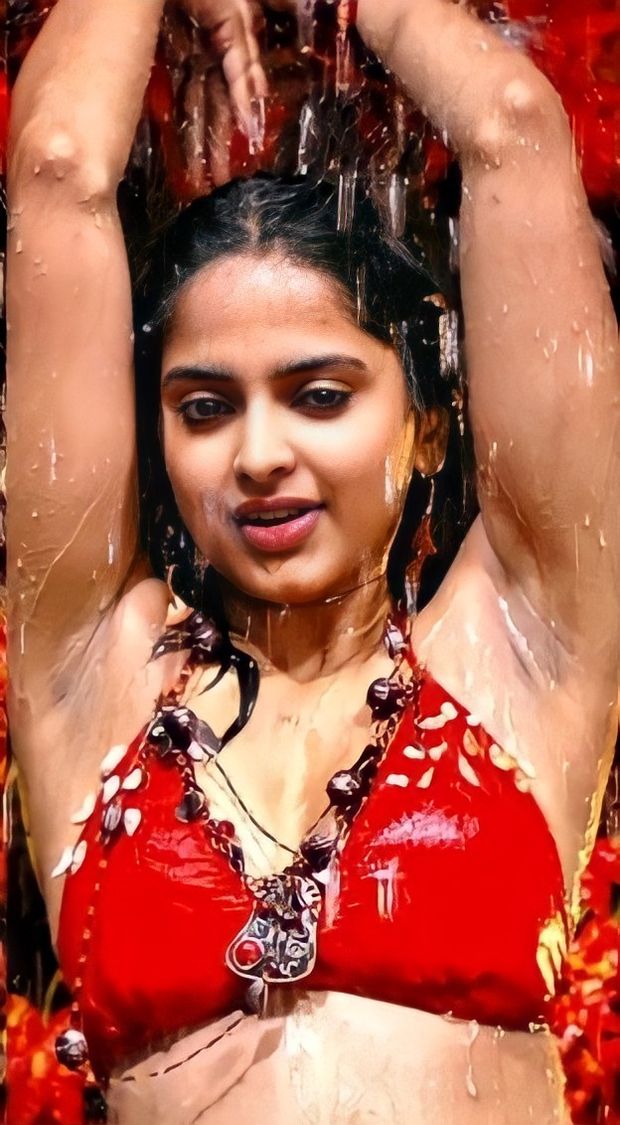 Cum on my armpit