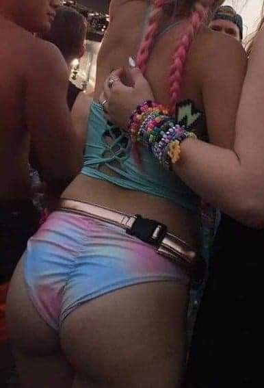 Gorgeous rave ass 2