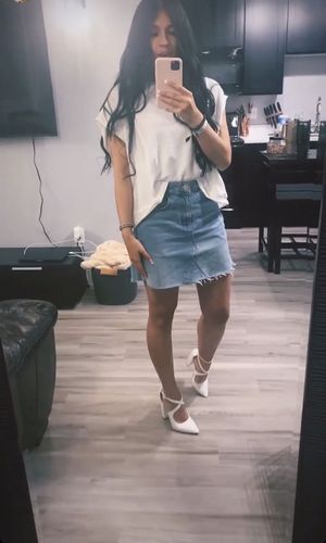 Friend getting ready for a wedding! You taking her at the wedding or back at home? Where are you cumming?