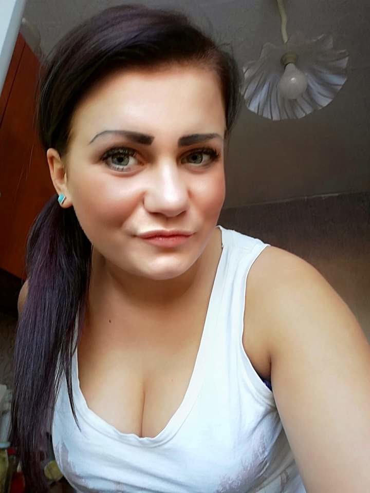 Sandra satisfied me and my friend