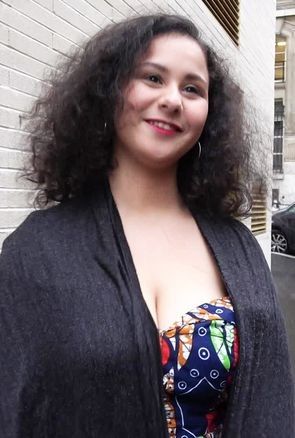 Gorgeous BBW Venezuelan teen Amalia posing