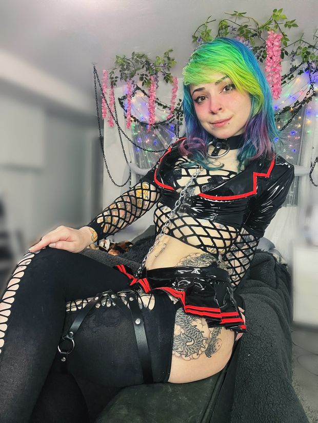 Hot goth girlfriend