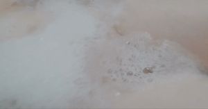 Perfect innie pussy in bath