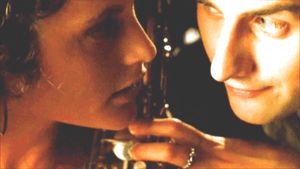 Coreen from Dr. Giggles horror film really wanted to play the saxophone so badly!