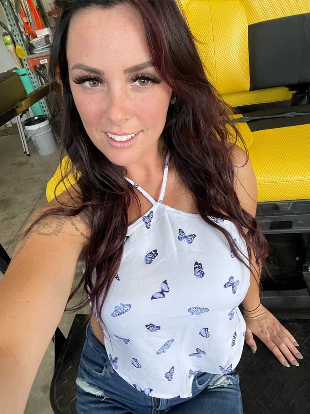 Lacie may selfie