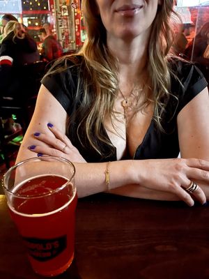 Now just watch her get hit on...