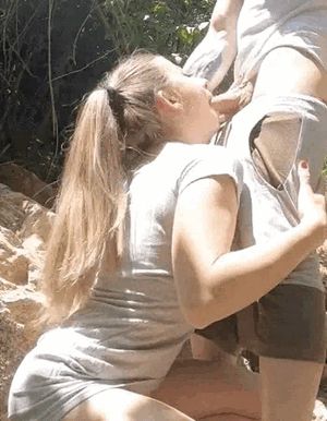 Amateur Outdoor Blowjob