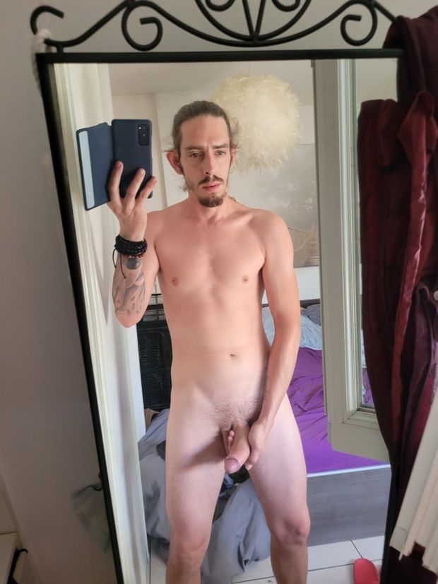MOI DOUCHE