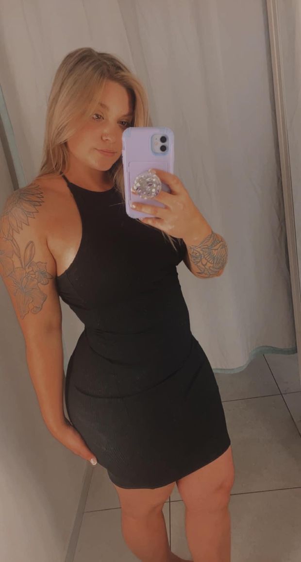 Karlee in dress b4 she licked the toilet