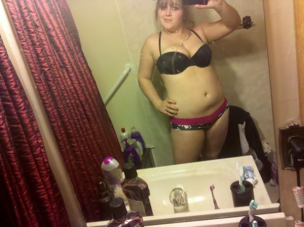 Fat whore Jenn Amburgey nude selfshot in sexy panties and black bra