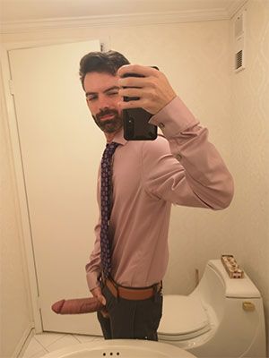 Stud in Summerville SC with a big long white cock, shy but wanna fuck a dude badly