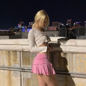 20sec before she pulls down her little pink lace panties & asks you to fuck her from behind. };}~