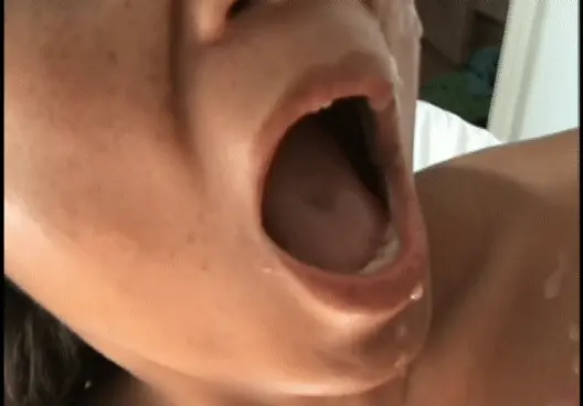 Cutesexyazn proudly shows her cum covered face