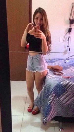 Brazilian teen slut Taise Freitas nonude