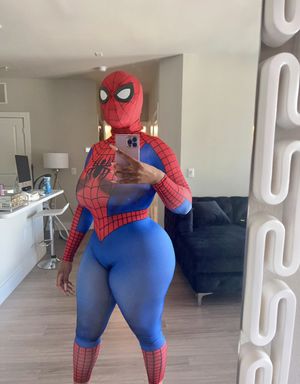 Holabulma in her female Spider-Man costume