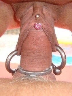 Designer pussy lip grip