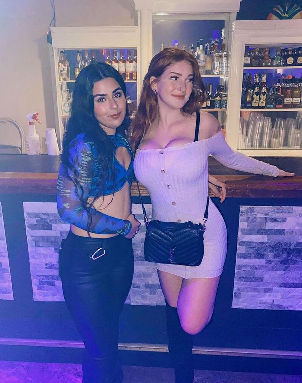 brunette or redhead? choose