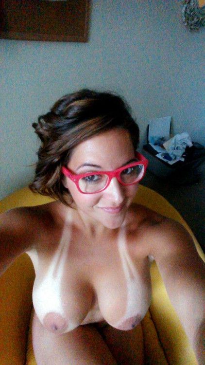 Nice tan lines