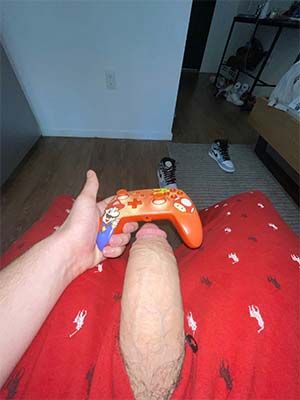 Big white cock gay guy, single 34 yo and open to sexm hookups and more in Texarkana TX