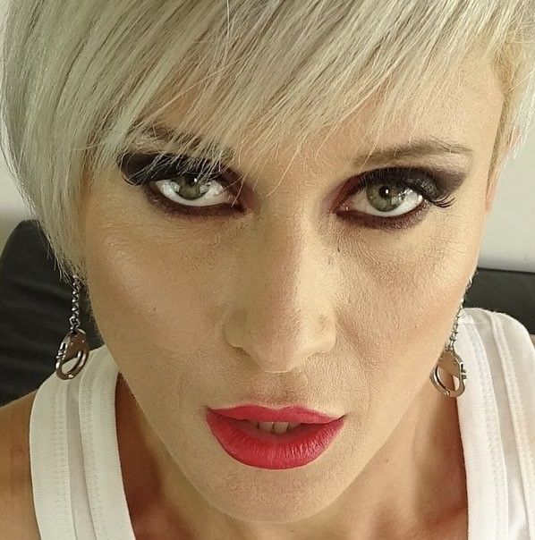 Tanya Virago