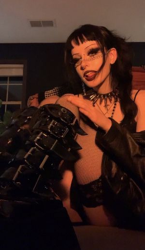 Vitt • gutknot • tractor goth 9