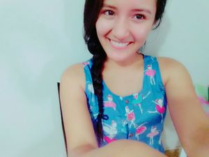 Hot and cute teen Vanesa Ugaz nonude for collection