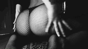 Thick ass in fishnets