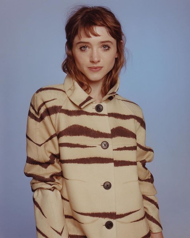 Natalia Dyer – Behind the Blinds Magazine June 2022(8)