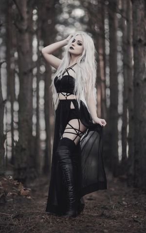 If you happen to come upon a creature that looks like this, while walking through the woods.. RUN!! Trust me.!