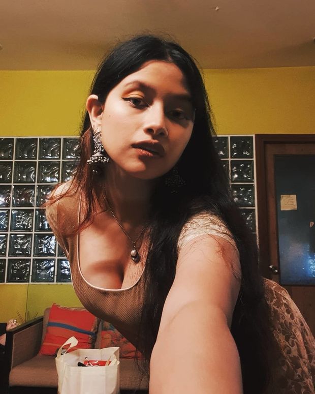Hot bitch in saree