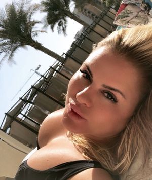 Do you. Flirt with the camera.