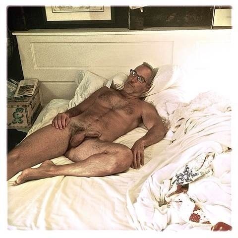 Sexy naked daddy
