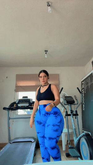 Valeria 21 years old with big ass