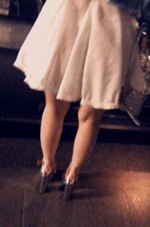 Simonilicious public upskirt