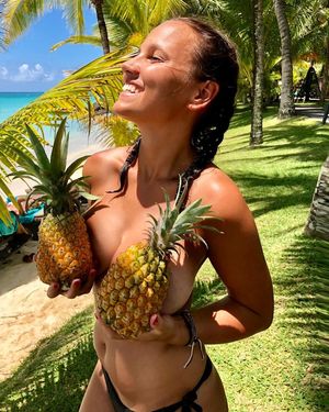 Pineapple bra