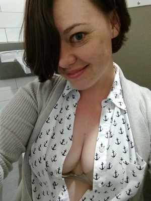 Trying to look sexy for one of those selfie pics