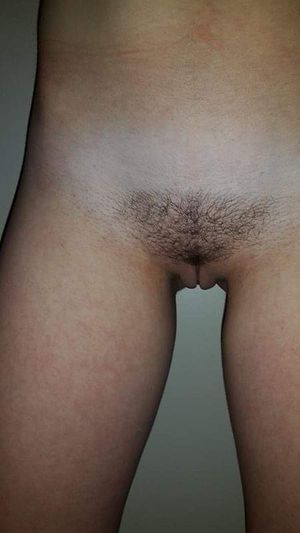 My gf’s tasty pussy.